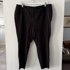 Torrid Classic Black Dress stretch Pants size 18 short